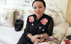 一个很猛的mm被甩以后